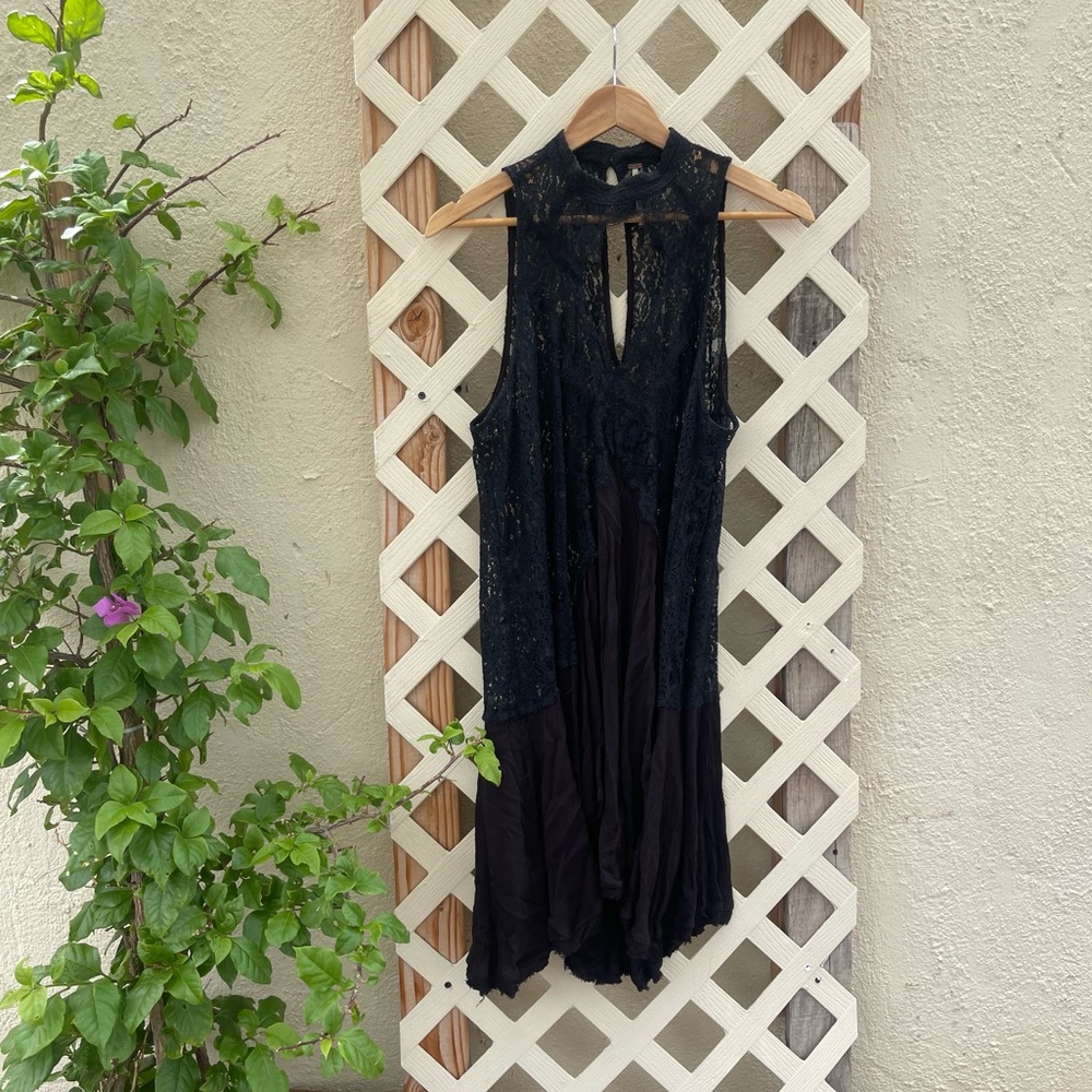 Free People Womens Black Lace Dress with Keyhole Back